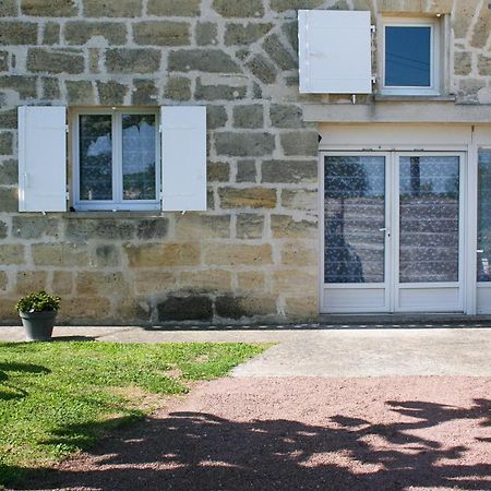 Gite De Catherine Saint-Christophe-des-Bardes Exterior foto
